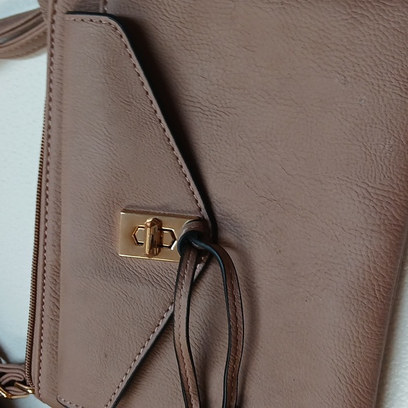 Executive  style leather bag with matching quick weekend clutch - Picture 5 of 8